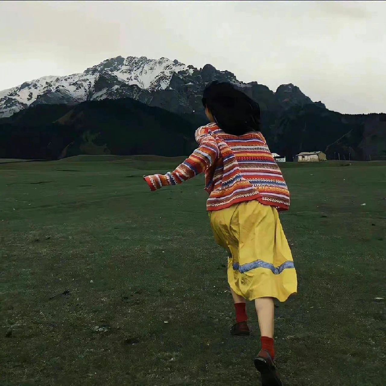 给人自由感的女生头像精选